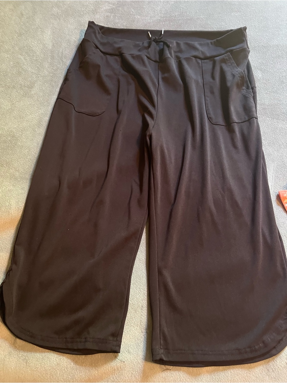 Black Wide-Leg Pull-On Women's Pants with Patch Pockets